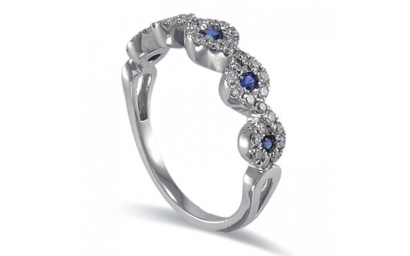 14K White Gold Sapphire With Diamond Ring