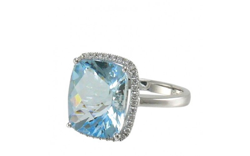14K White Gold Aquamarine With Diamond Ring
