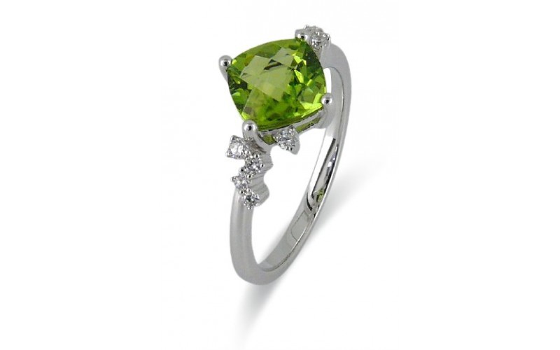 14K White Gold Peridot With Diamond Ring