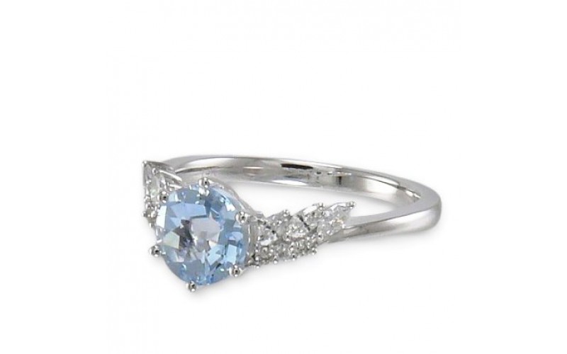 14K White Gold Aquamarine With Diamond Ring